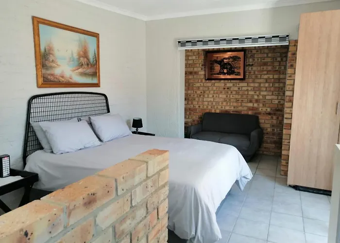 Charlie'S Spot - Norwood Hotel Johannesburg