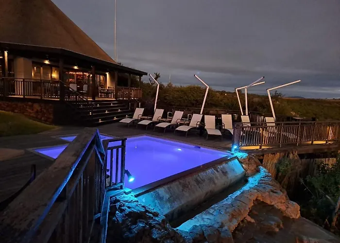 Umzolozolo Private Safari Lodge & Spa Ladysmith