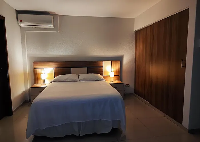 Apartamento Completo En El Centro De Santa Cruz, Acogedor, Buena Zona Santa Cruz de La Sierra