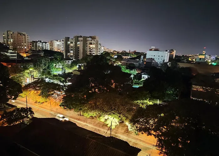 Apartamento Completo En El Centro De Santa Cruz, Acogedor, Buena Zona Santa Cruz de La Sierra