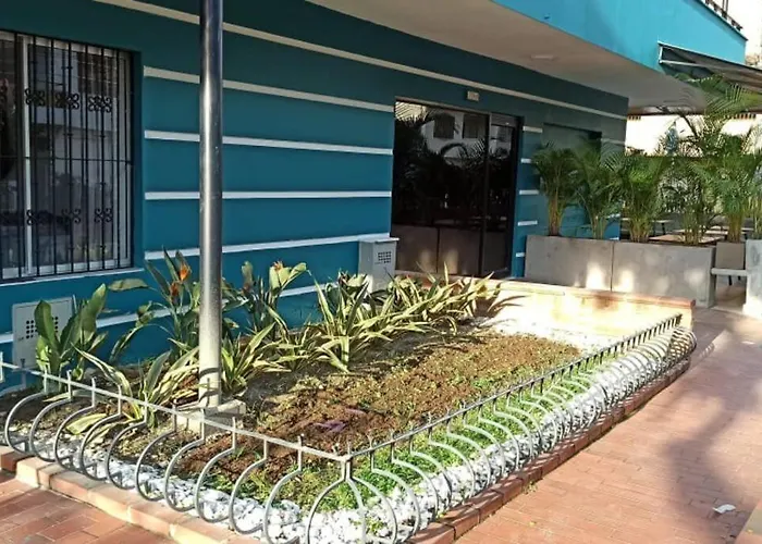 Casa Hotel Bewell - Los Colores Medellin