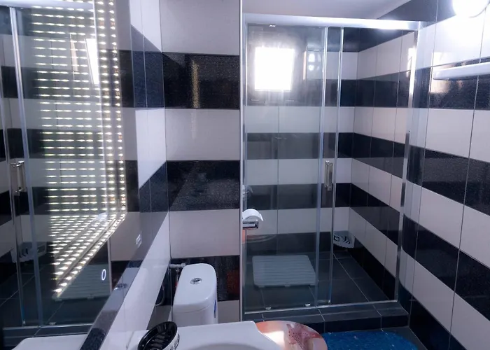 Casa Fuchsia Hotel Costinesti