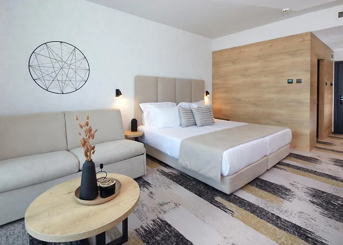 Hotel Marvel - Fully Renovated Free Beach Access Sunny Beach