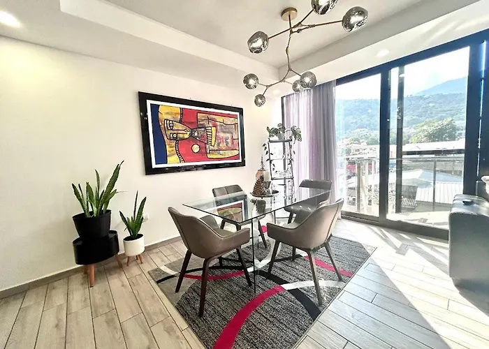 Elegante Condominio Ejecutivo Familiar San Pedro Sula