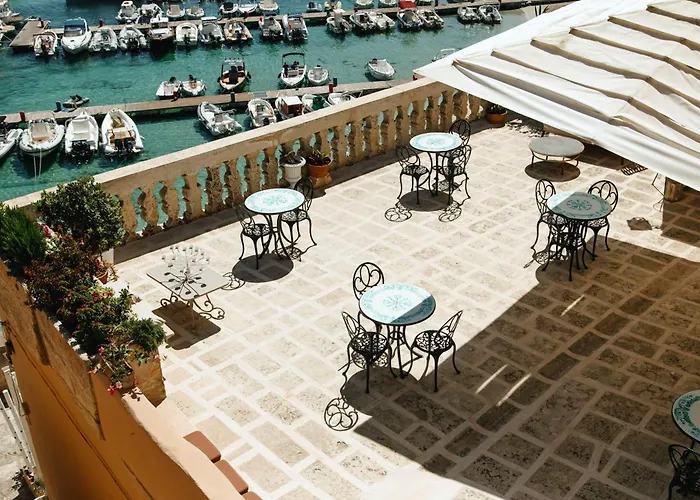 Palazzo De Mori Bed & Breakfast Otranto