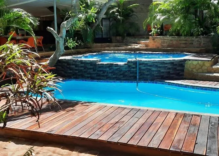 R A Guest House Pemba
