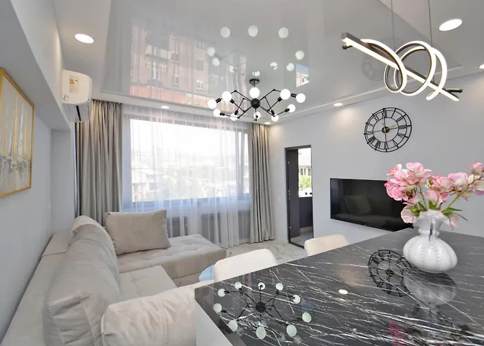 Opera & Cascade Infinity View Luxury Apartament With Open Balcony Yerevan