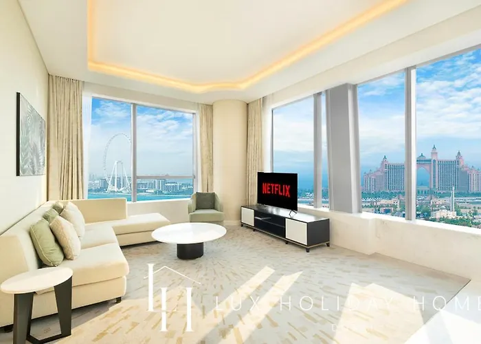 Lux Iconic Views At The Palm Tower Suite 1 Dubai