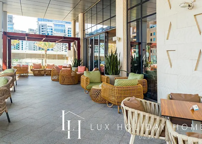 Lux Iconic Views At The Palm Tower Suite 1 Dubai
