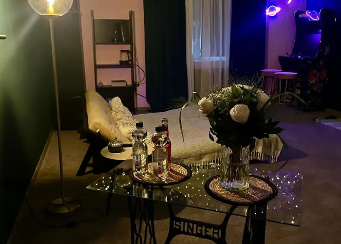 Suite Mit Whirlpool, Sauna, Pole Dance Und Mehr Essen