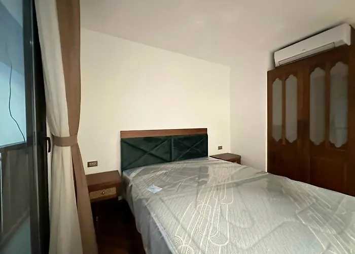 3 Bedrooms Apartment Hanoi