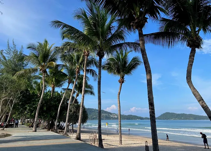 Patong Vacation Condos By Pam - 28 Sqm Modern Condos With Private Bathroom, Kitchen, King Bed, Free Wifi And 65 Inch Smart Tc