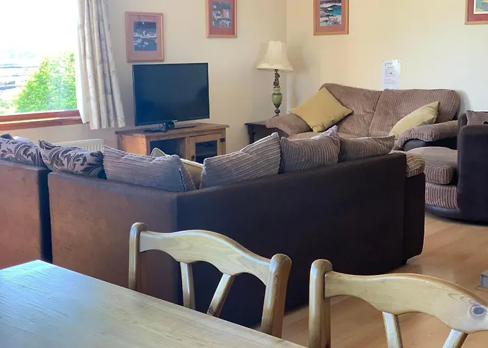 Skye Basecamp Hostel, Broadford Bay, Isle Of Skye