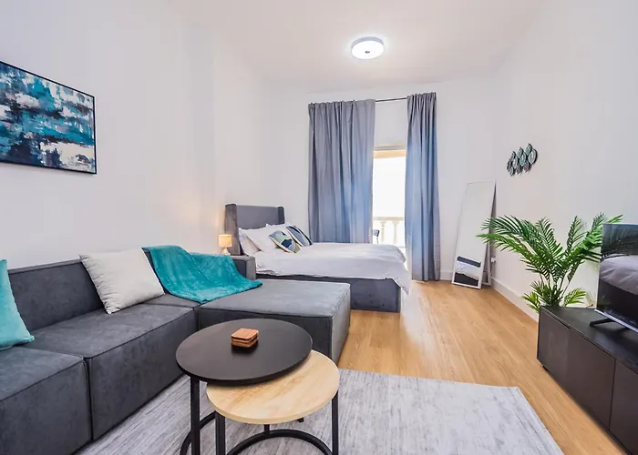 Studio With Stunning Sea Views Ras al-Khaimah