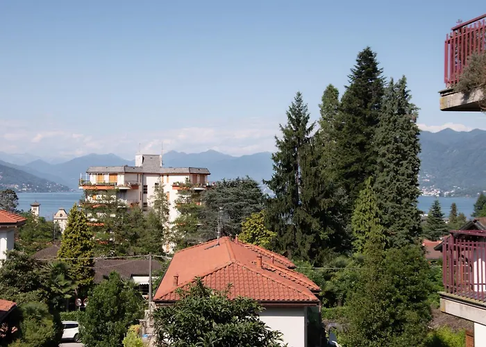 Marnhouse Stresa Lake View