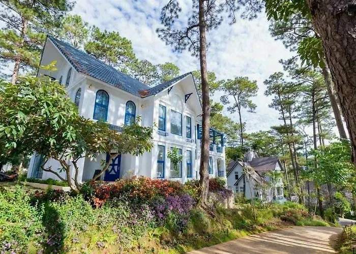 Villa Ho Tuyen Lam Da Lat View Rung Thong Da Lat