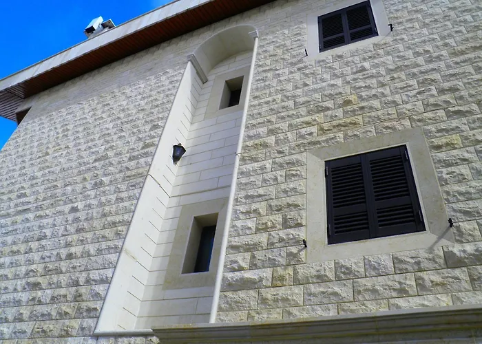 Stone Chalets Faraya