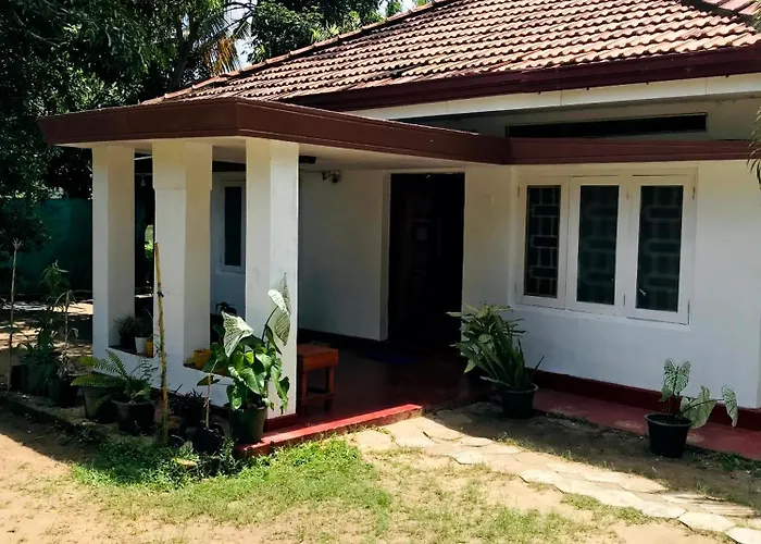 Cafe Tangola Home Stay Tangalle