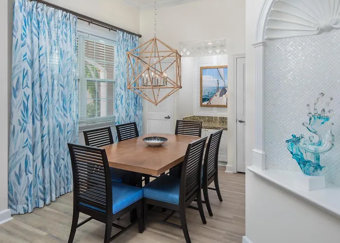 Harborside Resort & Vacation Rentals At Atlantis Nassau