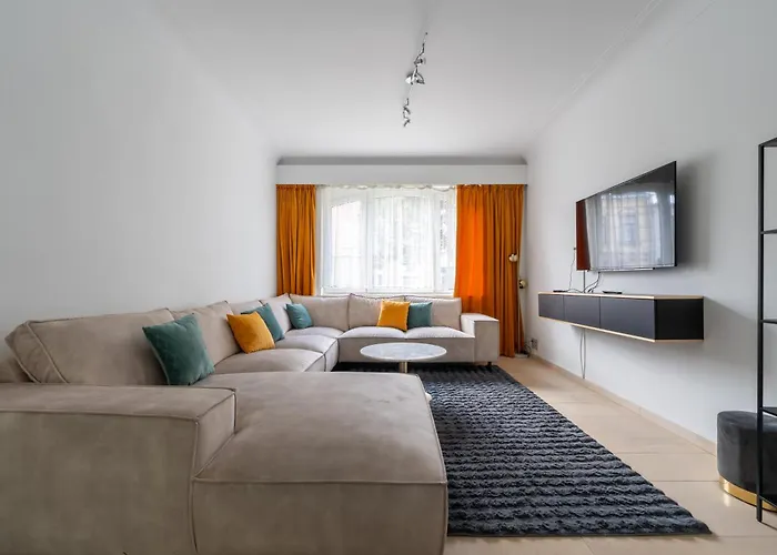 La Louve - Big Place & Garden - Parking Gratuit Brussels