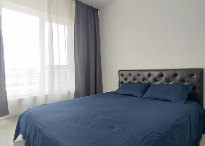 Luxury Modern Free Parking Air Conditioning Netflix Superb Bright View Balcony Self Check In Militari Bucharest