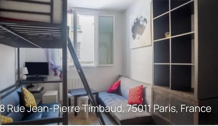 Petit Nid A Paris Apartment