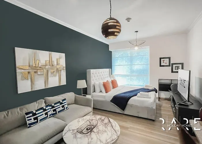Rare Holiday Homes - Near Madame Tussauds - Goldcrest Executive - R3012 - Jumeirah Lake Towers Dubai