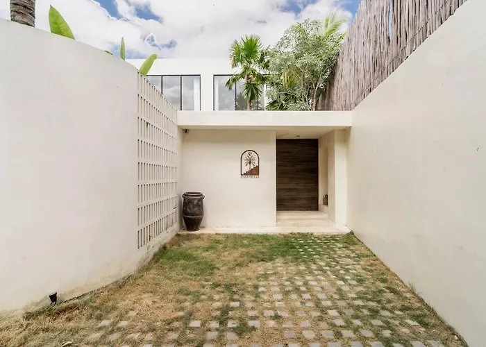 Luxurious 3 Bedroom In Canggu