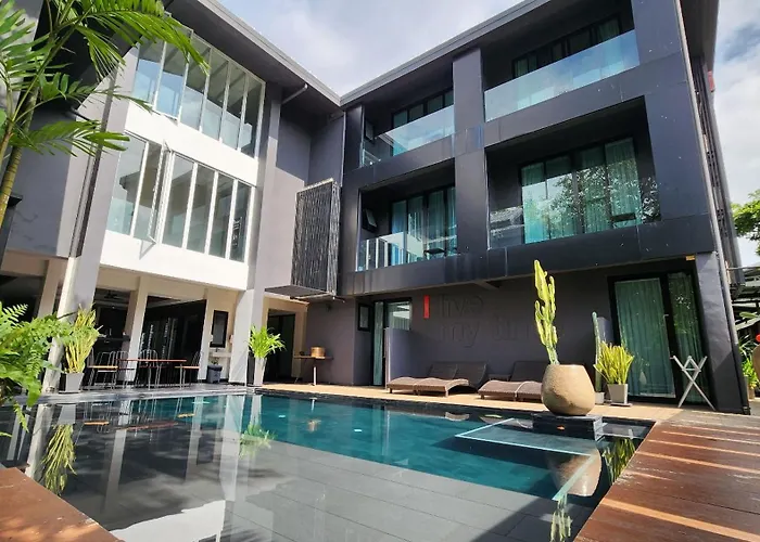 Iwualai Hotel Chiang Mai