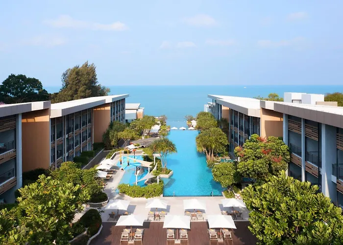 Renaissance Pattaya Resort & Spa Na Chom Thian