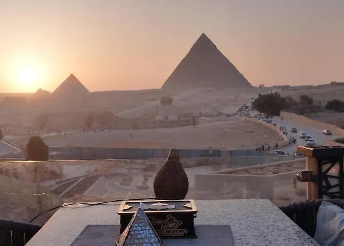 Pyramids Crystal Apartment Cairo