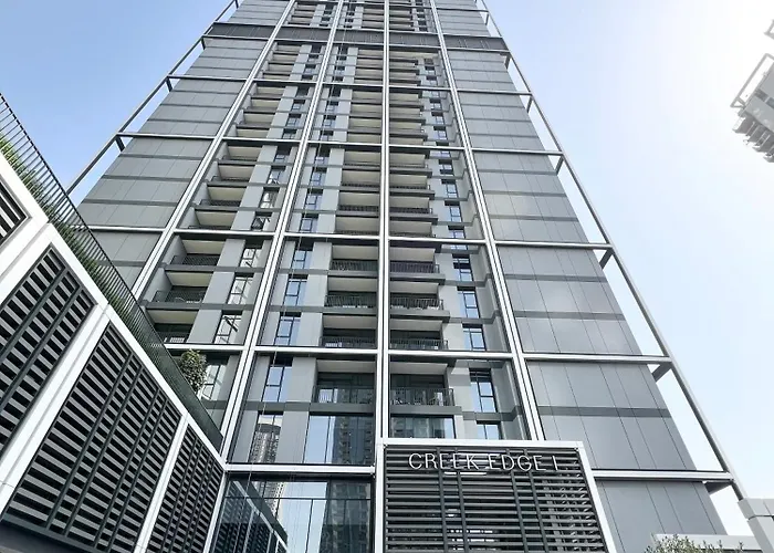 Stylish 1 Bedroom High Floor In Creek Edge Dubai