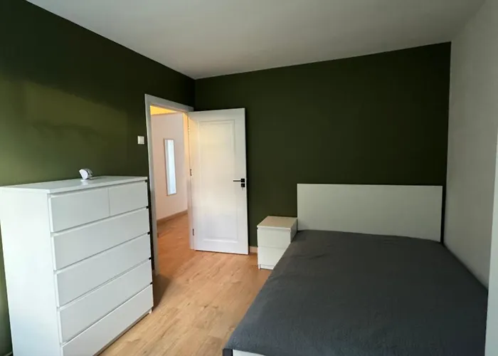 Cosy Apartment In 7 Noiembrie Neighbourhood Targu Mures