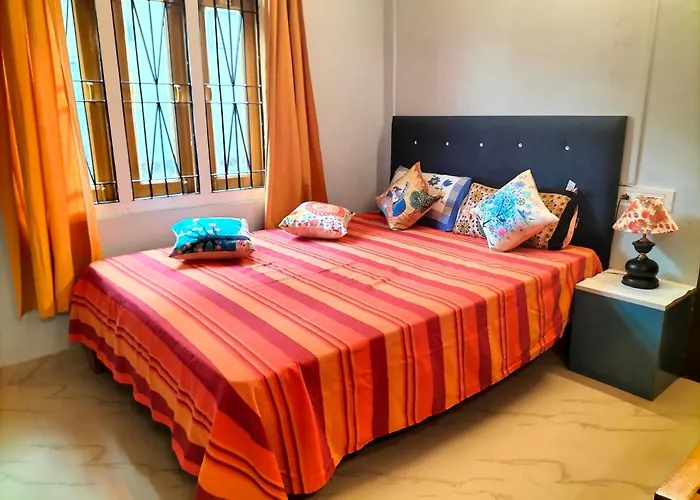 Pinks Homestay Ac Rs 400 Per Day Guwahati