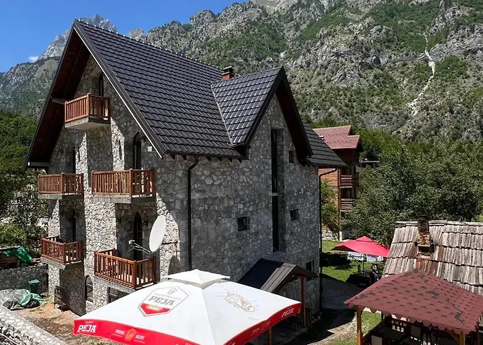 Stonehouse Villa Valbone