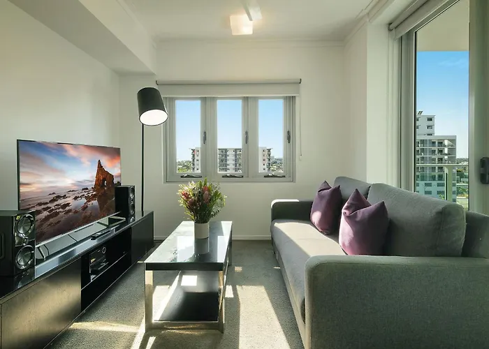 H On Mitchell Apartment Hotel Darwin