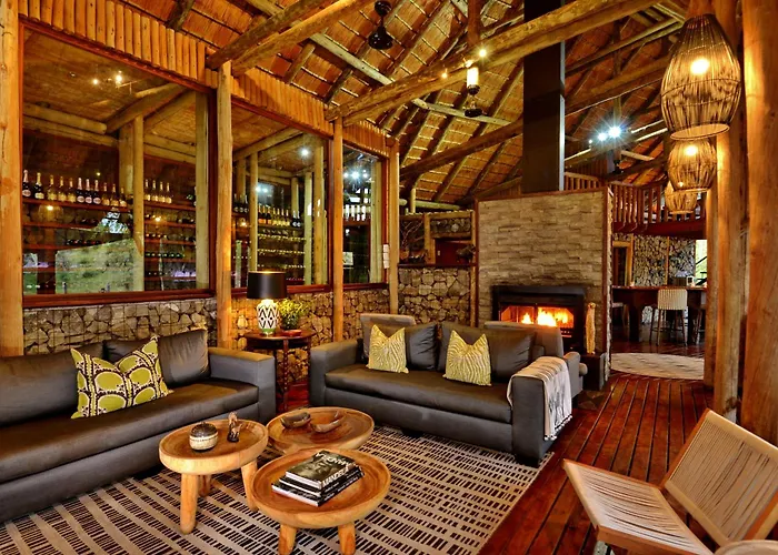 Rhino Post Safari Lodge Skukuza