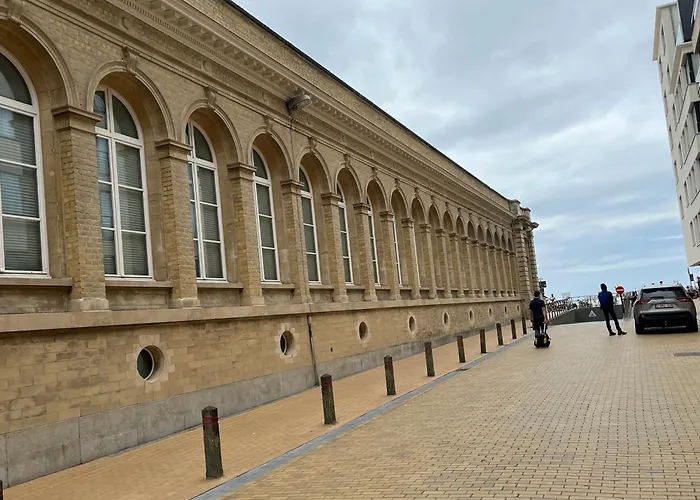 Penthouse De Vaughan -Luxe Appartement Met Zeezicht Ostend