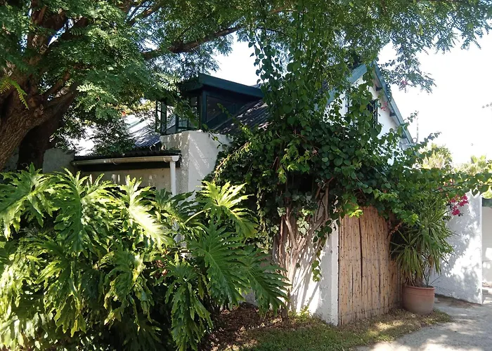 The Farmhouse B&B Stellenbosch