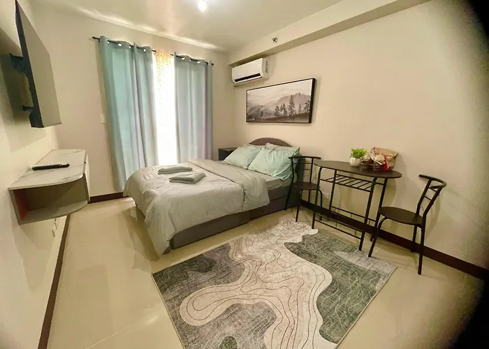 Near Beach Condo With 2 Olympic Size Pool Lapu-Lapu City