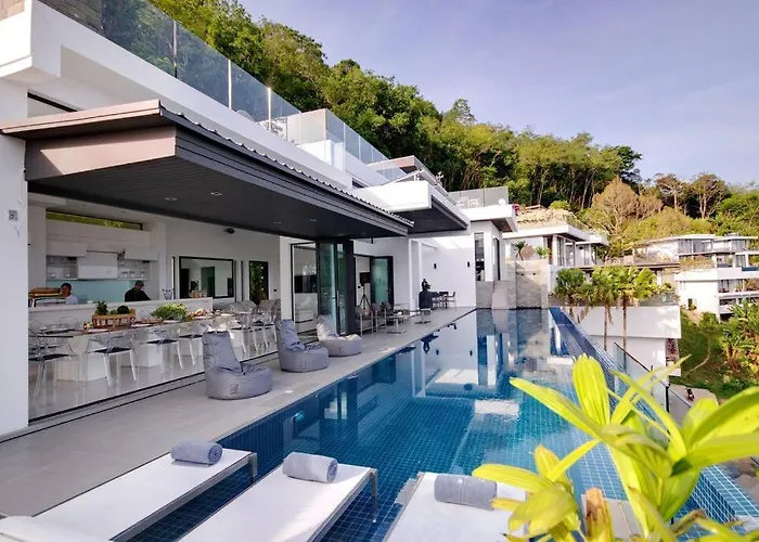 Villa Amonteera Surin Beach 