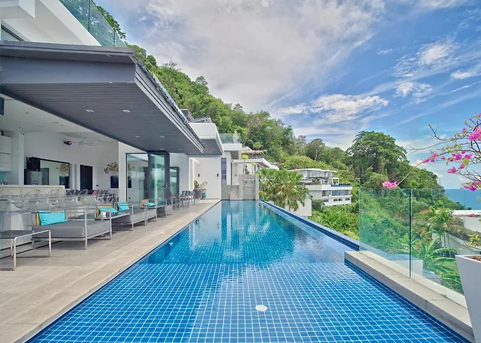 Villa Amonteera Surin Beach 