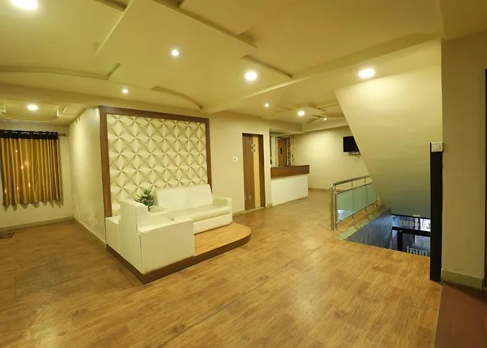 Hotel Loyal Residency Jamnagar