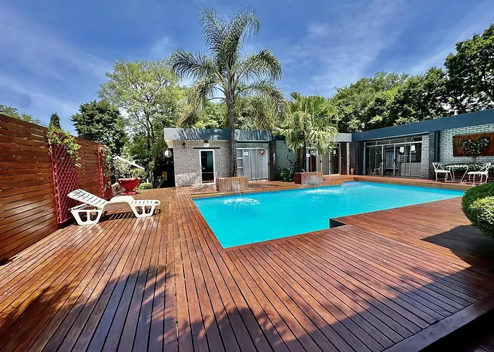 Fm Guest Lodge Comfort, Tranquility & Peace Of Mind Johannesburg