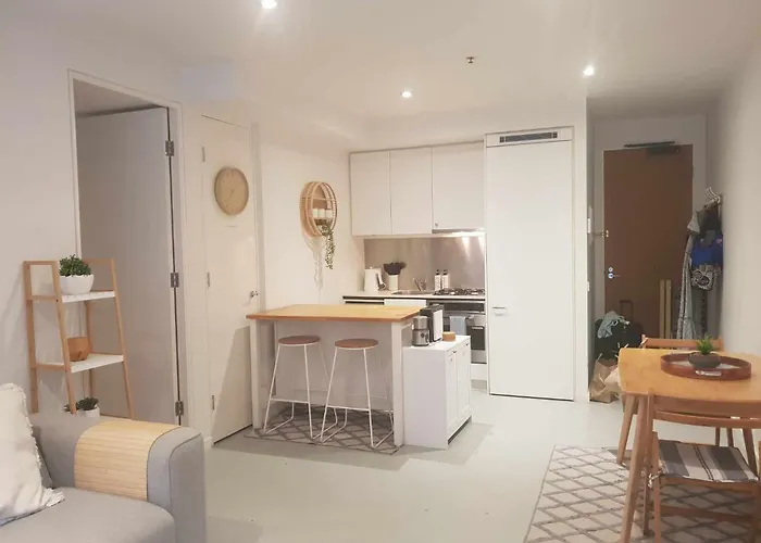 Cosy Beach Apartment With Free Secure Car Park Melbourne