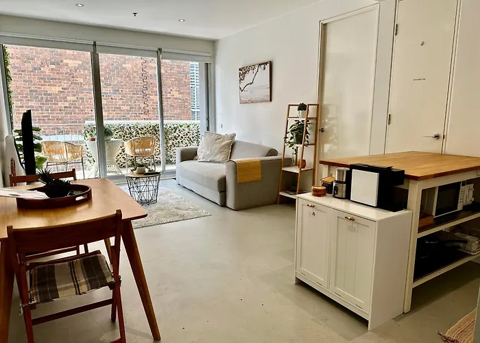 Cosy Beach Apartment With Free Secure Car Park Melbourne