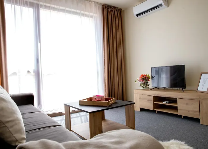 One-Bedroom Premium Apartment Saints Constantine and Helena