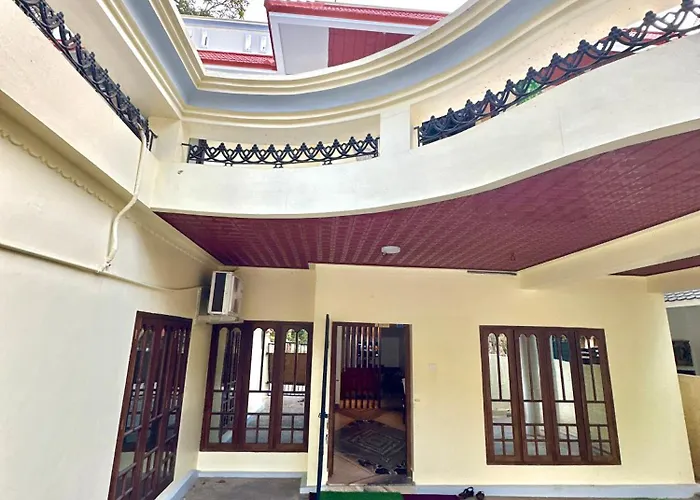 Spacious Beach Side House - Joyce Cottage Kerala Thiruvananthapuram