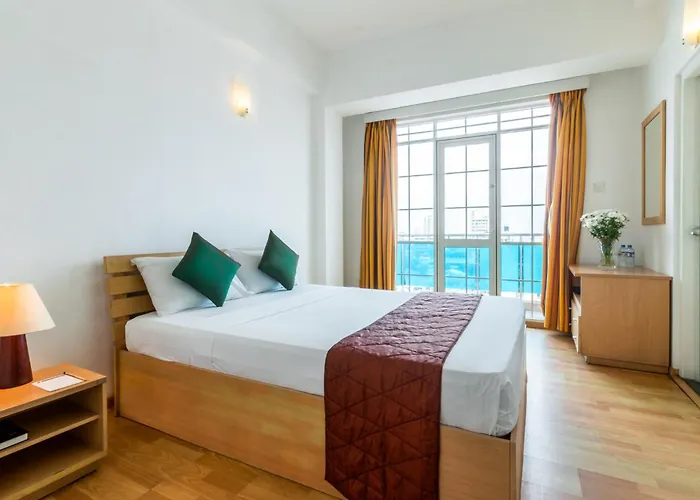Global Towers Hotel & Apartments Colombo