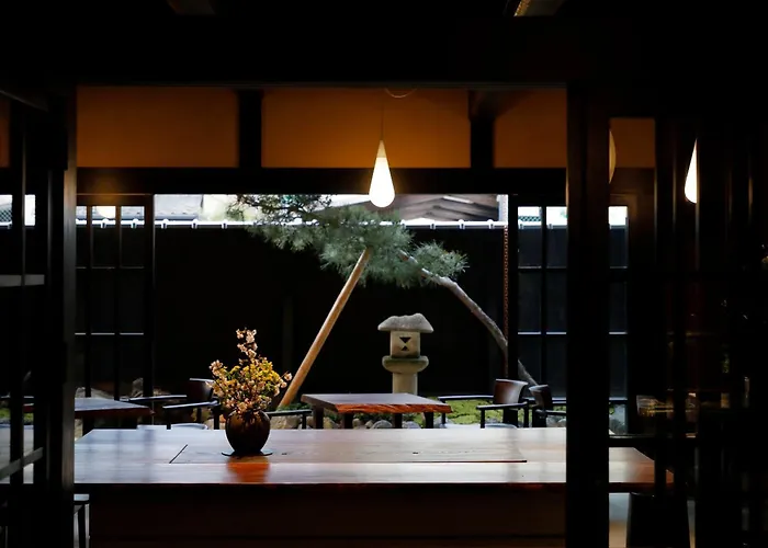 Kyomachiya Ryokan Sakura Urushitei Kyoto